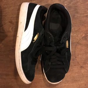 Puma Sneakers